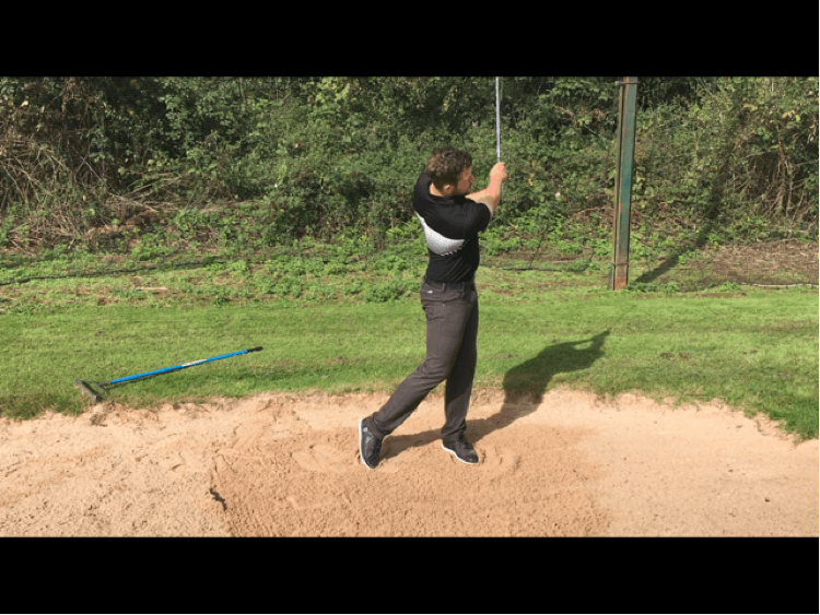 Greenside bunker lie lesson with Bristol Golf Pro Alex Munro part 1